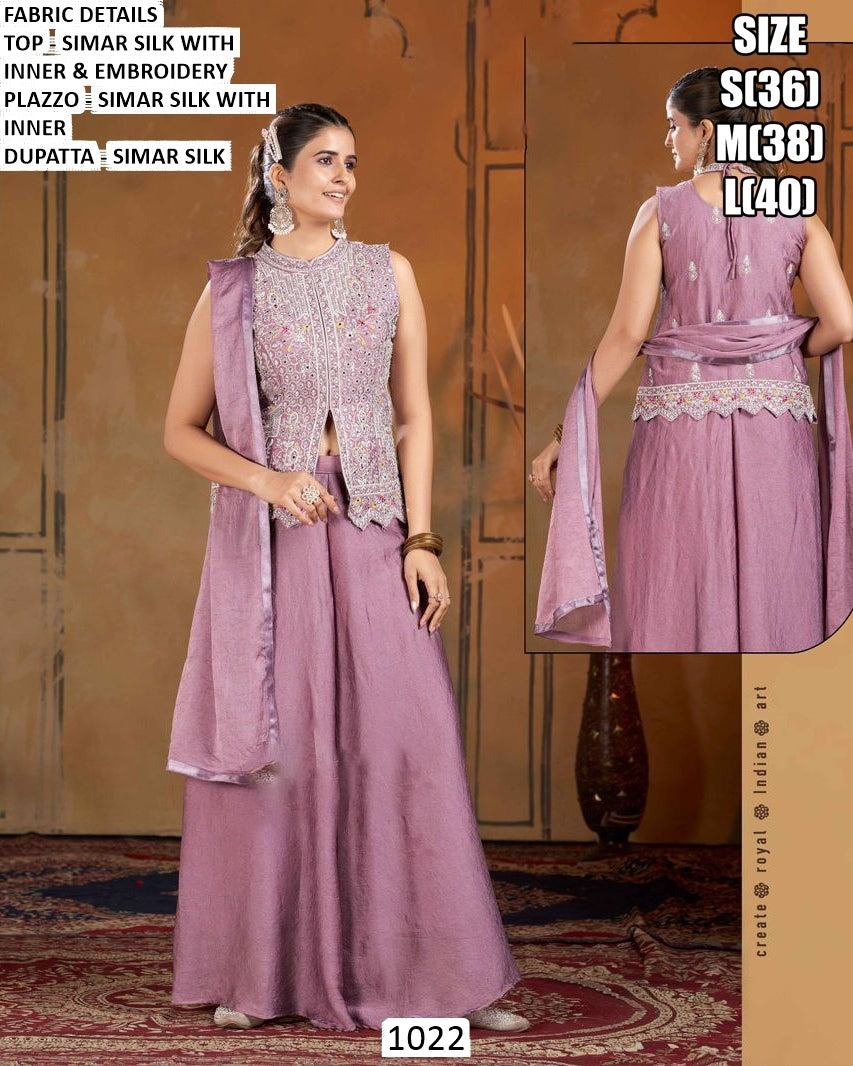 royal elegance with our eclusive designer women’s Indo-Western & ethnic dress